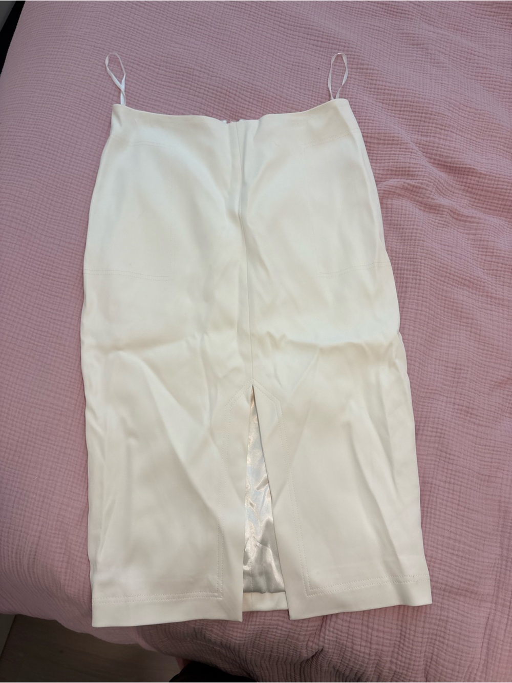 Ted Baker London White Pencil Skirt with Back Vent